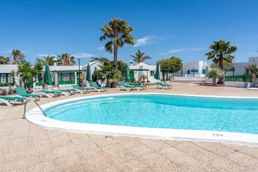 Bandama 14! 2 Bedroom Newly Renovated Bungalow, Los Pocillos, Puerto Del Carmen. Puerto del Carmen  Ngoại thất bức ảnh